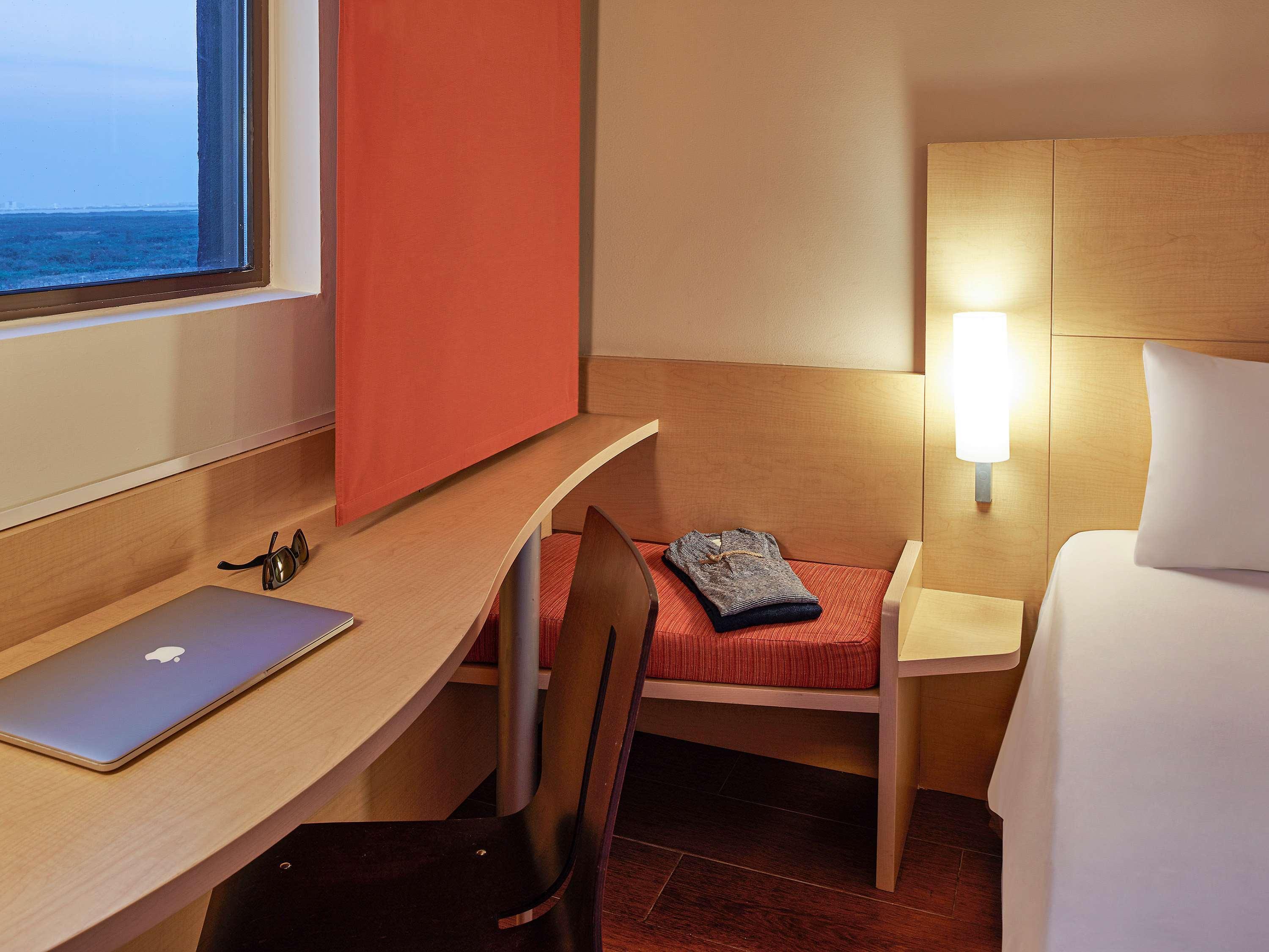 Ibis Cancun Centro Kültér fotó